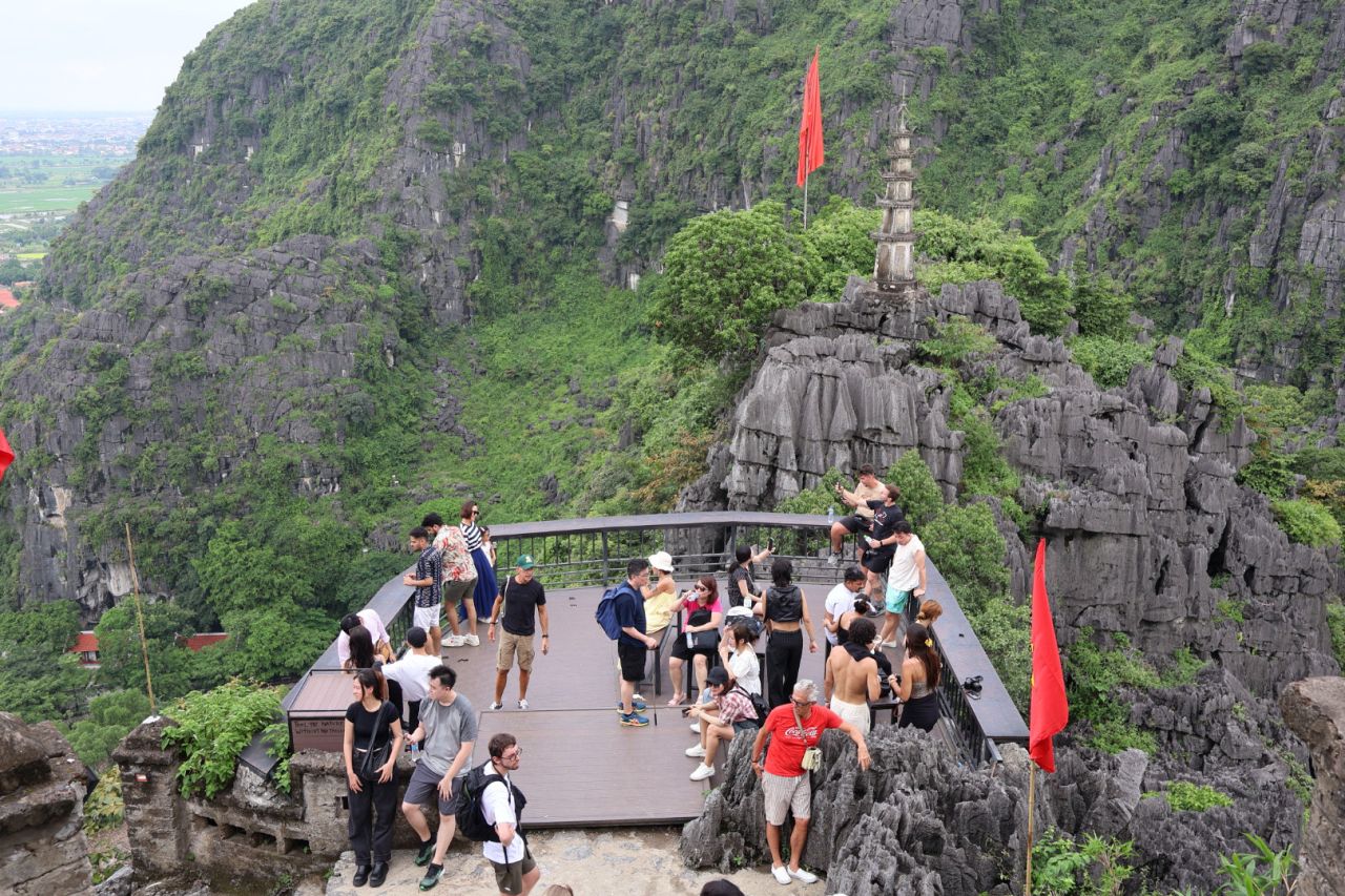 越南「小長城」Hang Mua 攻略:爬山攻略、交通方式、最佳拜訪時間|越南寧平必去景點 - 第7張圖