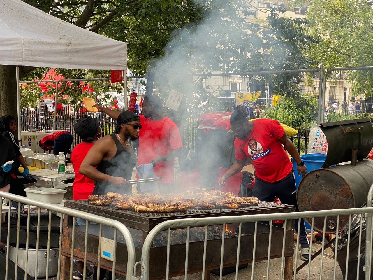 英國倫敦諾丁丘嘉年華攻略:活動亮點、歷史與參加指南 | Notting Hill Carnival 加勒比文化的世界第二大街頭派對! - 第11張圖