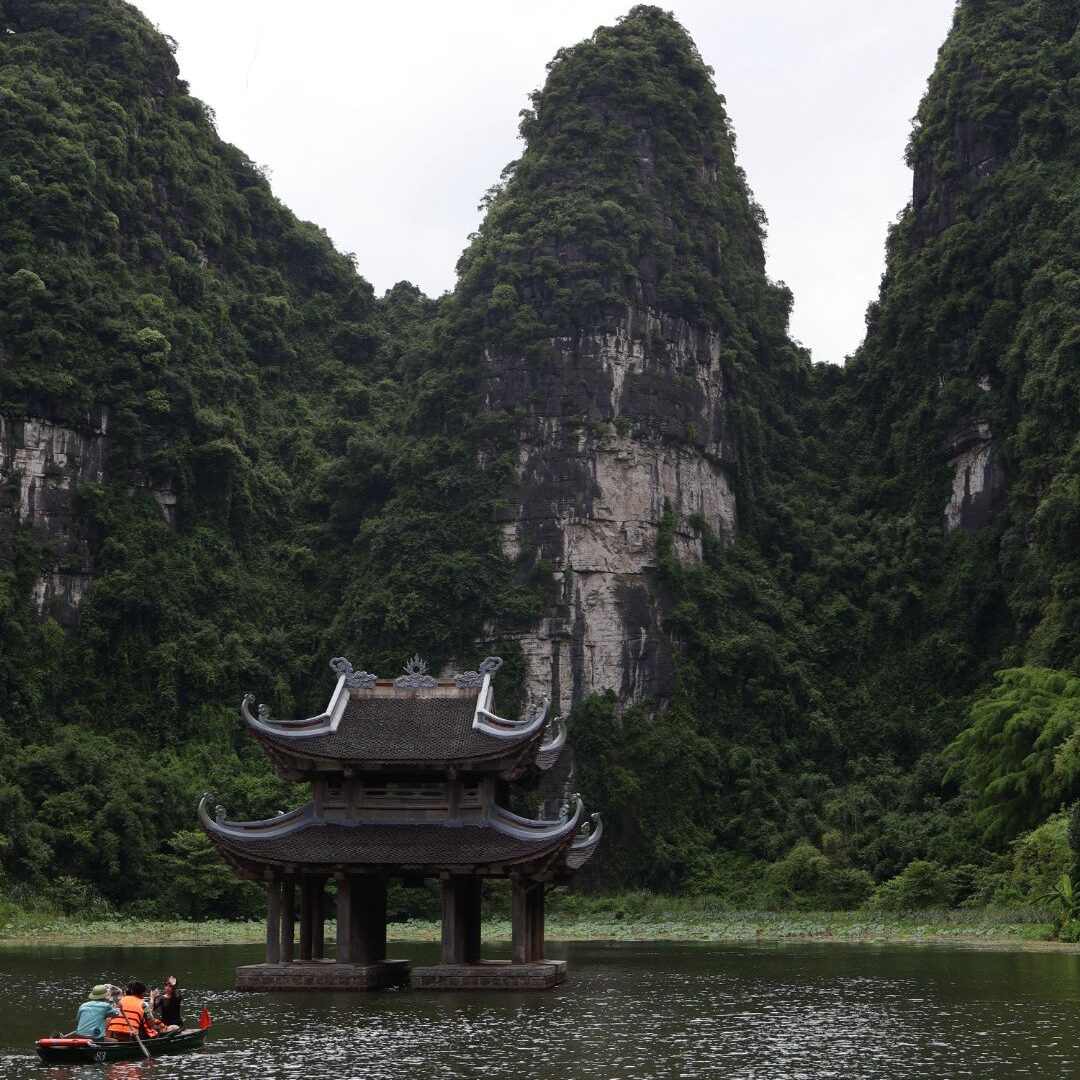 北越 陸龍灣|搭船路線推薦、交通、景點|寧平長安名勝群 - 第1張圖
