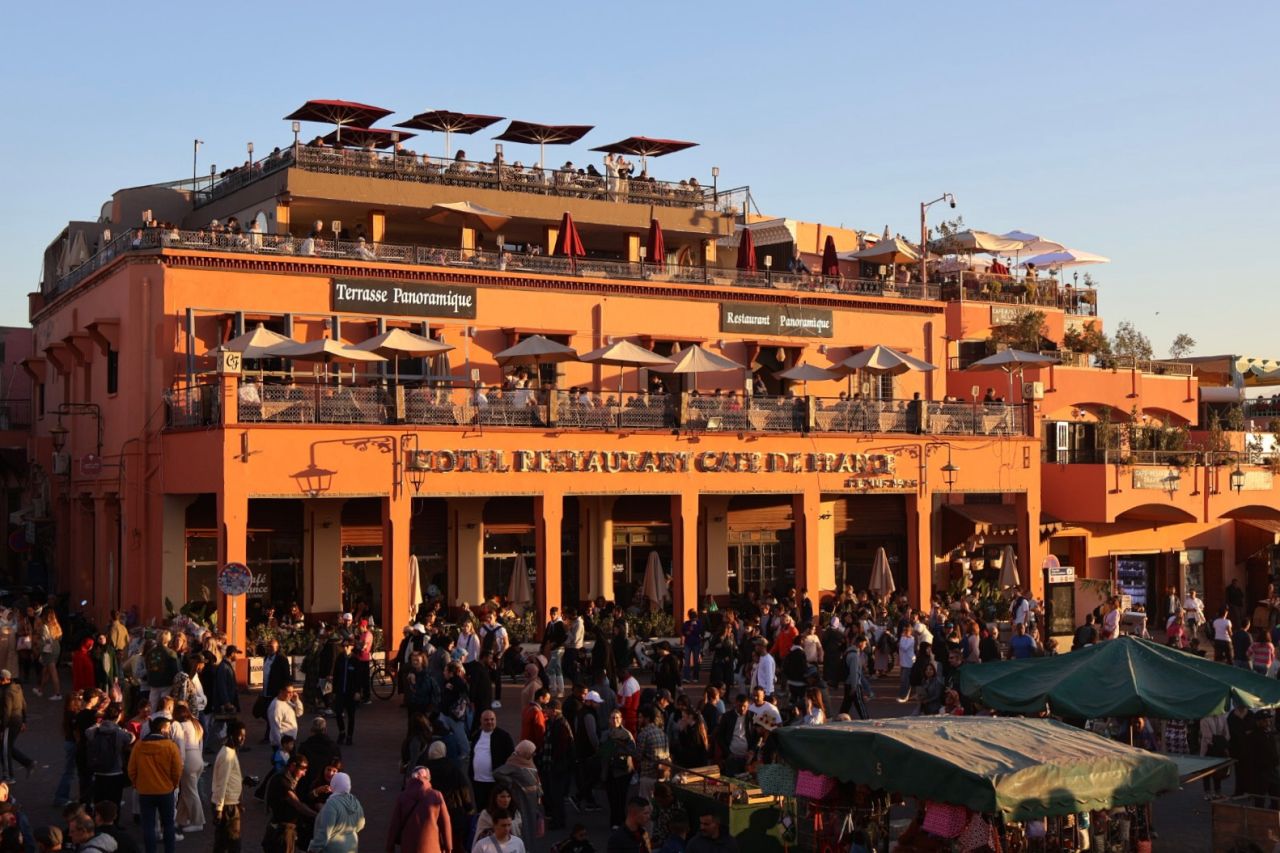 【摩洛哥】不眠廣場看日落最佳位置推薦|馬拉喀什 Jemaa el-Fnaa - 第9張圖
