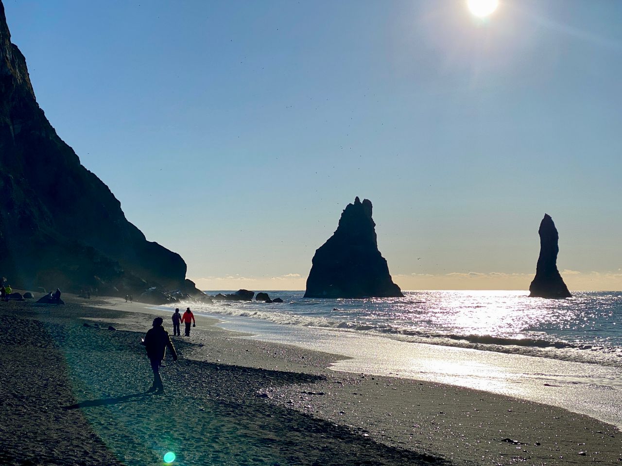 【冰島】雷尼斯黑沙灘 Reynisfjara Beach|黑沙灘成因、六邊型玄武岩柱 - 第10張圖 Reynisfjaraimg 2932