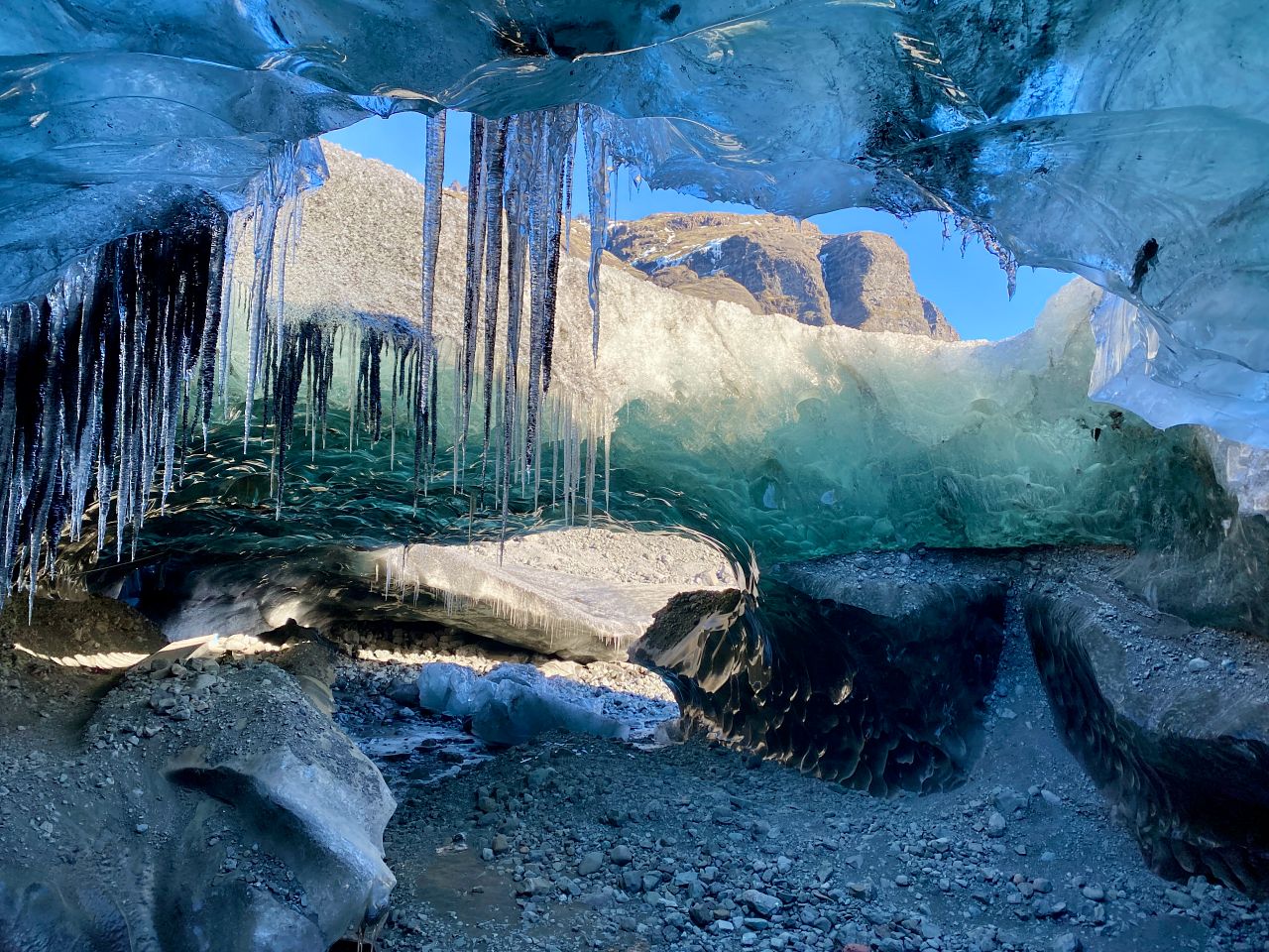 Blueicecave