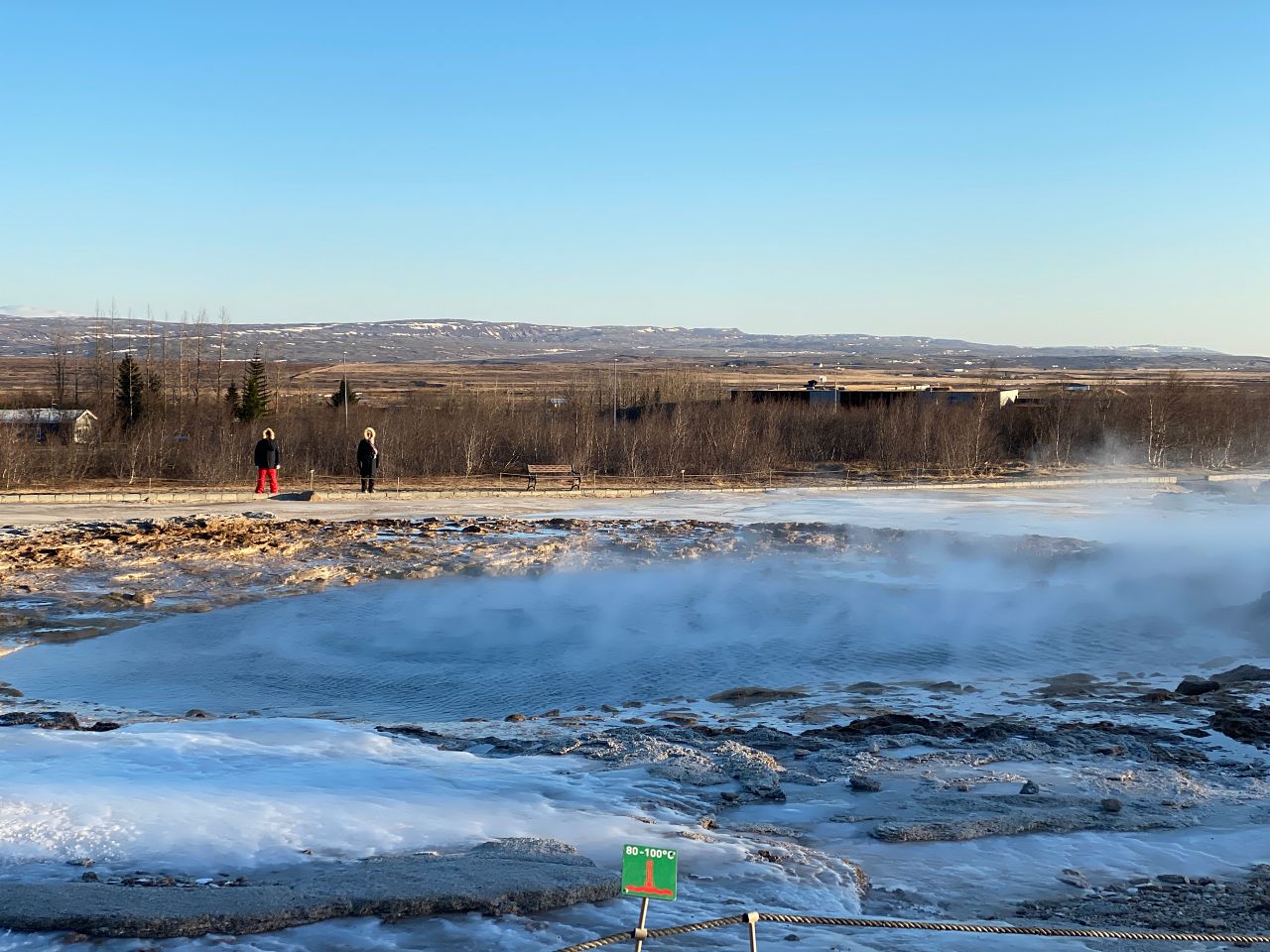 【冰島黃金圈】史托克間歇泉 Strokkur|蓋歇爾間歇泉區的必看噴泉 - 第3張圖 Strokkurimg 0603