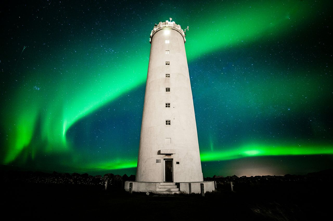 Auroragrottalighthouse