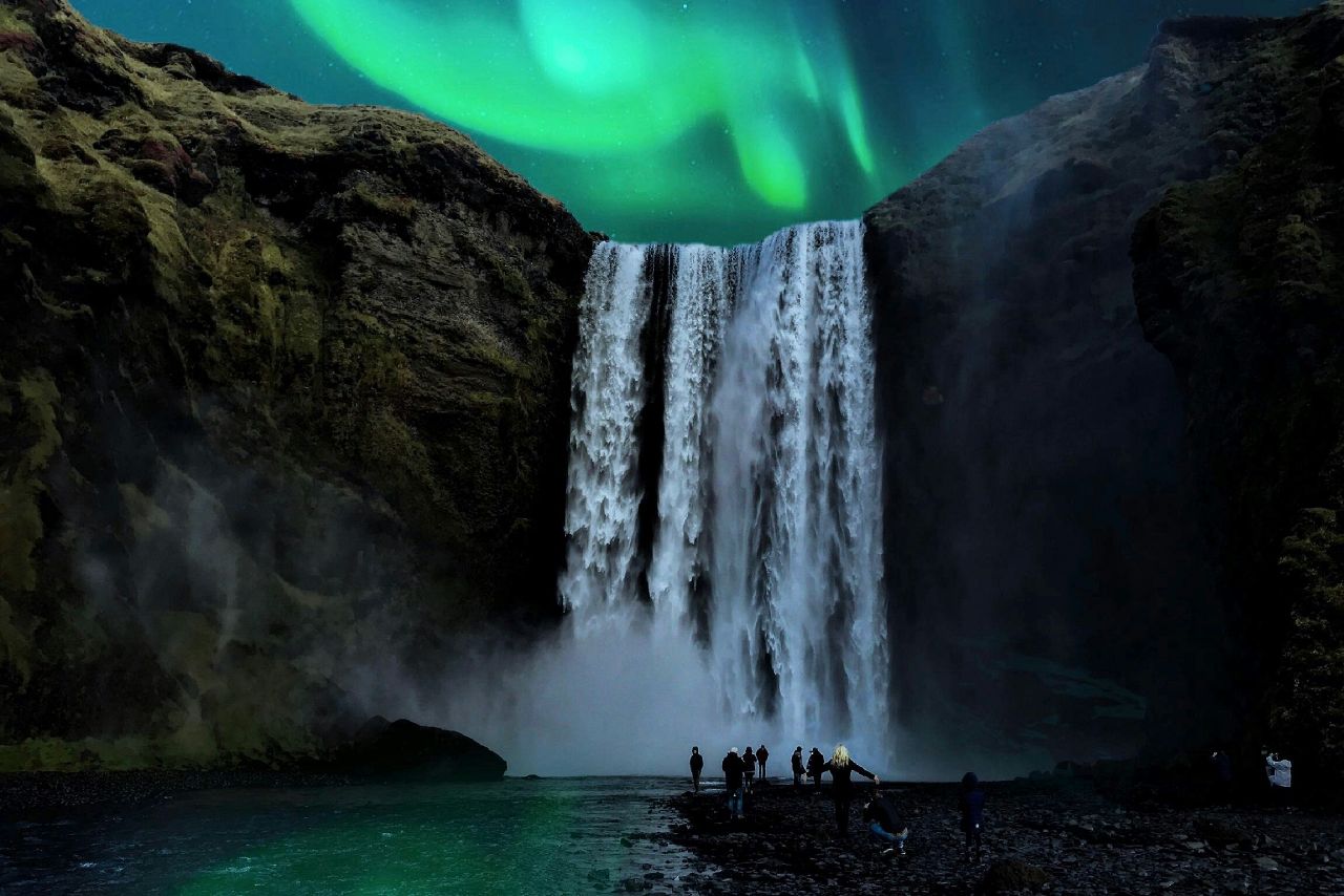 Auroraskogafoss