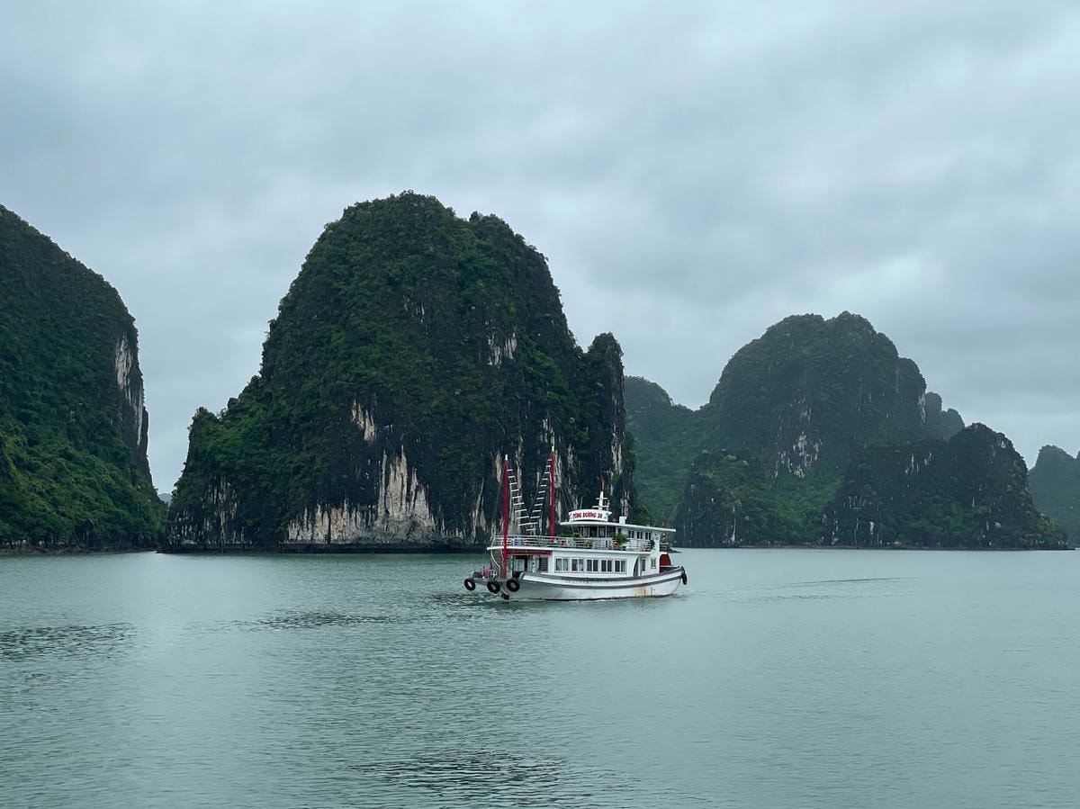下龍灣旅遊全攻略|下龍灣景點、郵輪行程、最佳旅遊季節 - 第4張圖 Halongbayimg 7590