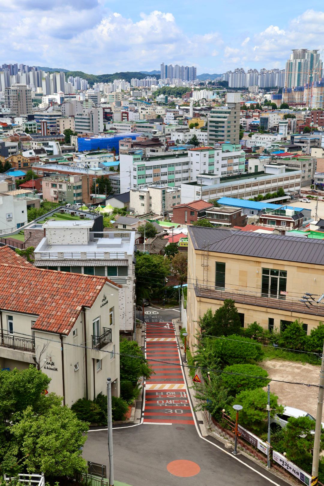 【韓國清州壽岩谷壁畫村】清州景點一日散步行程|藝術牆面、觀景台、咖啡街推薦 - 第17張圖 Ohji0447