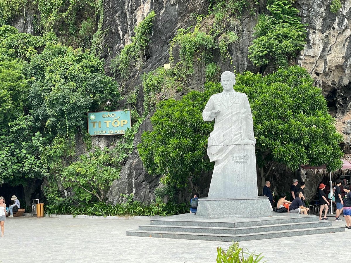 下龍灣必訪景點:驚訝洞與英雄島詳細介紹與遊玩重點 - 第17張圖 Titop