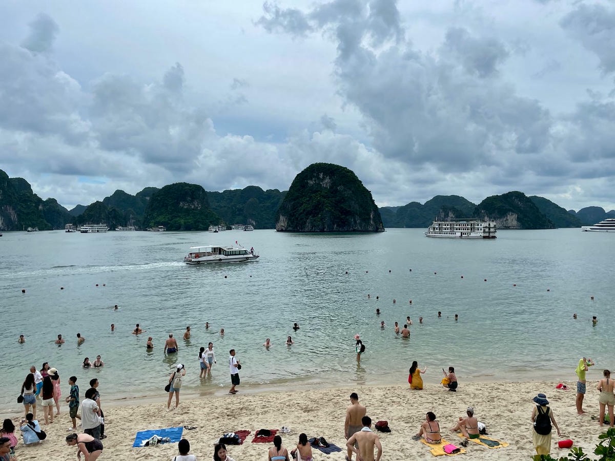 下龍灣旅遊全攻略|下龍灣景點、郵輪行程、最佳旅遊季節 - 第10張圖 Titop