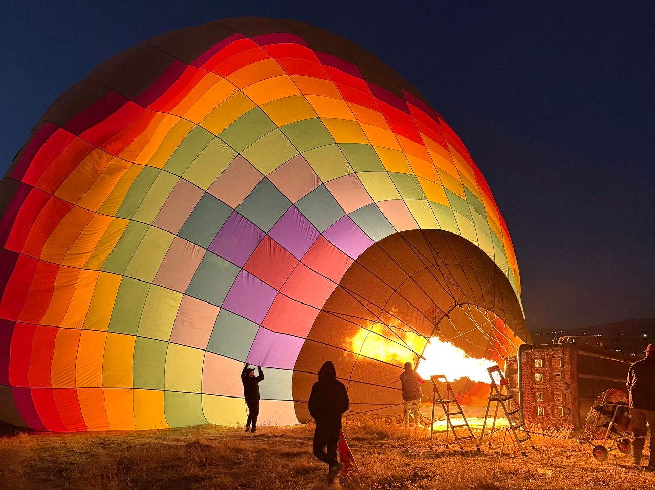 卡帕多奇亞熱氣球完整攻略｜季節、預訂方式、注意事項、心得與追熱氣球景點