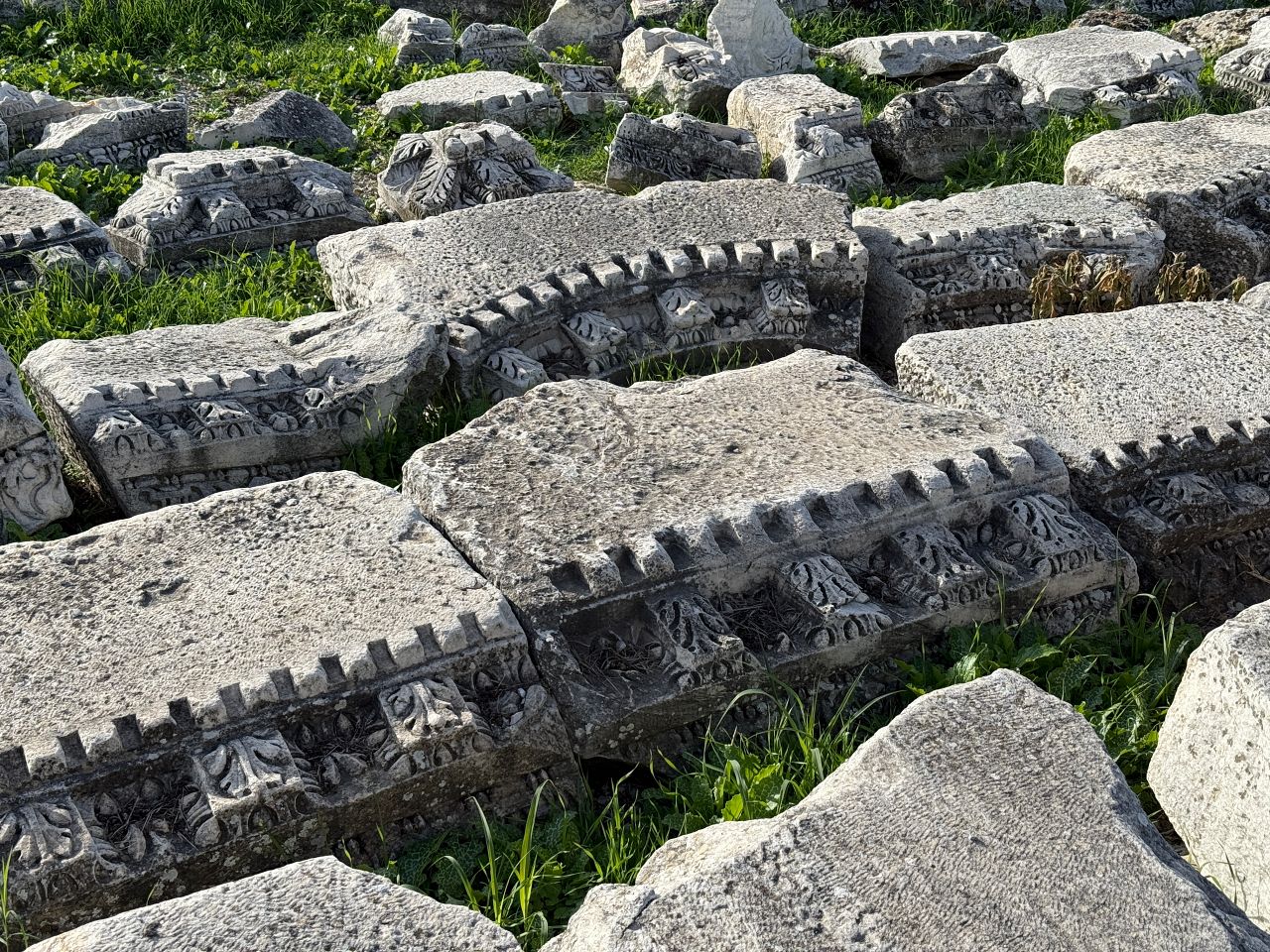 希拉波利斯古城攻略：羅馬大劇院、棉花堡、古墓區、門票交通地圖看這篇就夠！