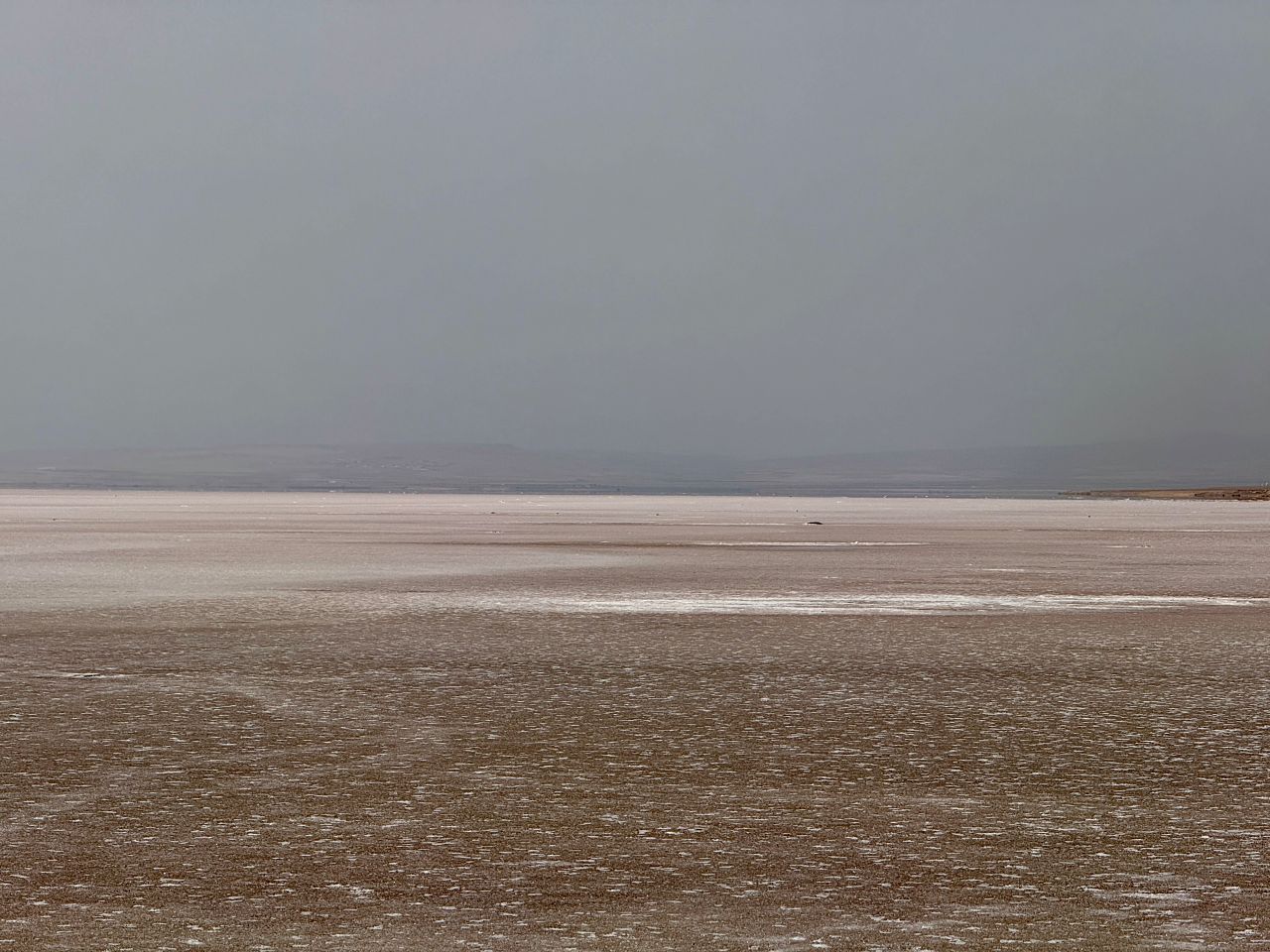 土耳其圖茲湖 (Tuz Gölü) 超完整攻略：粉紅湖季節、天空之鏡、交通與心得