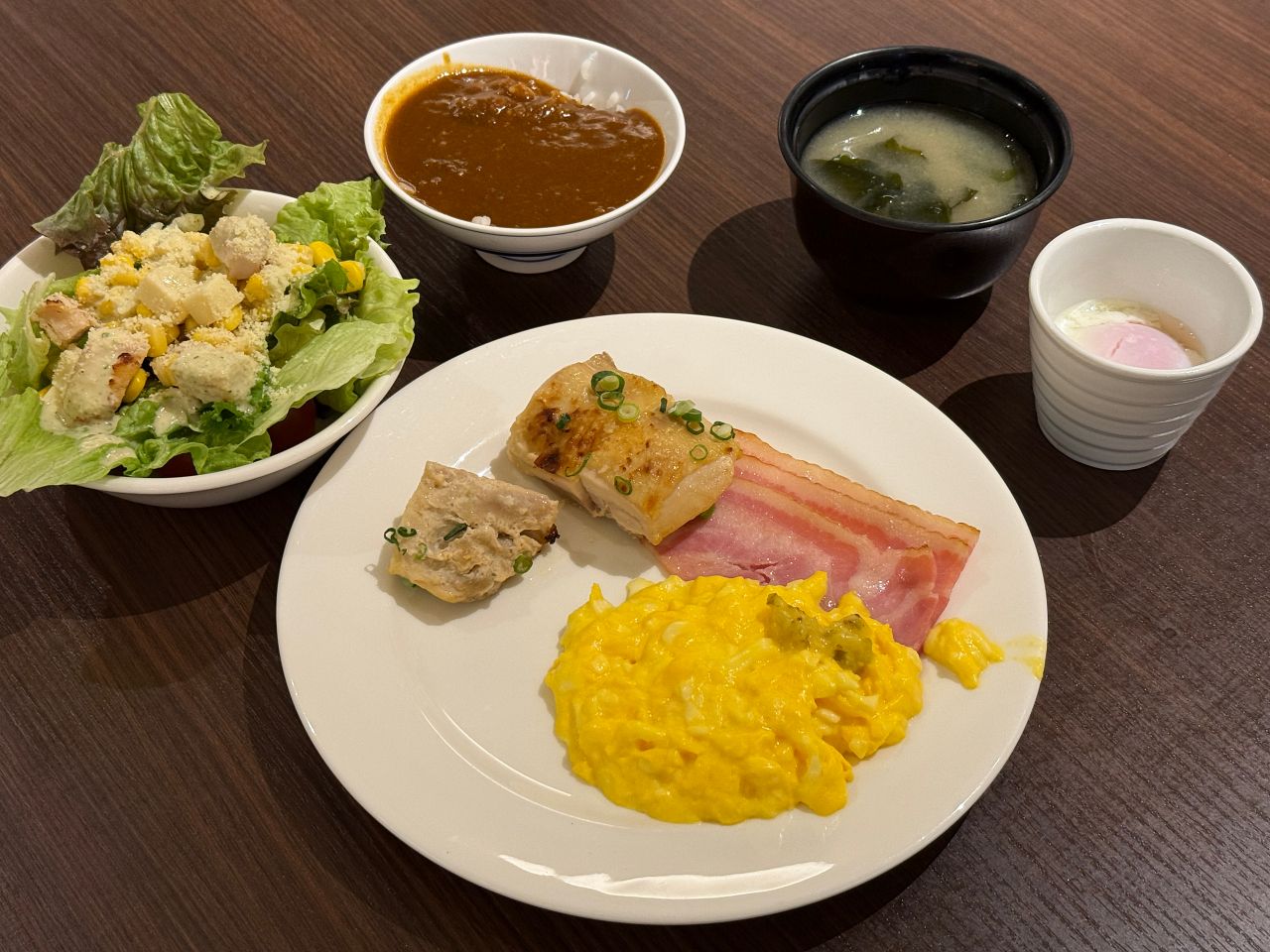 THE PLATE 自助餐