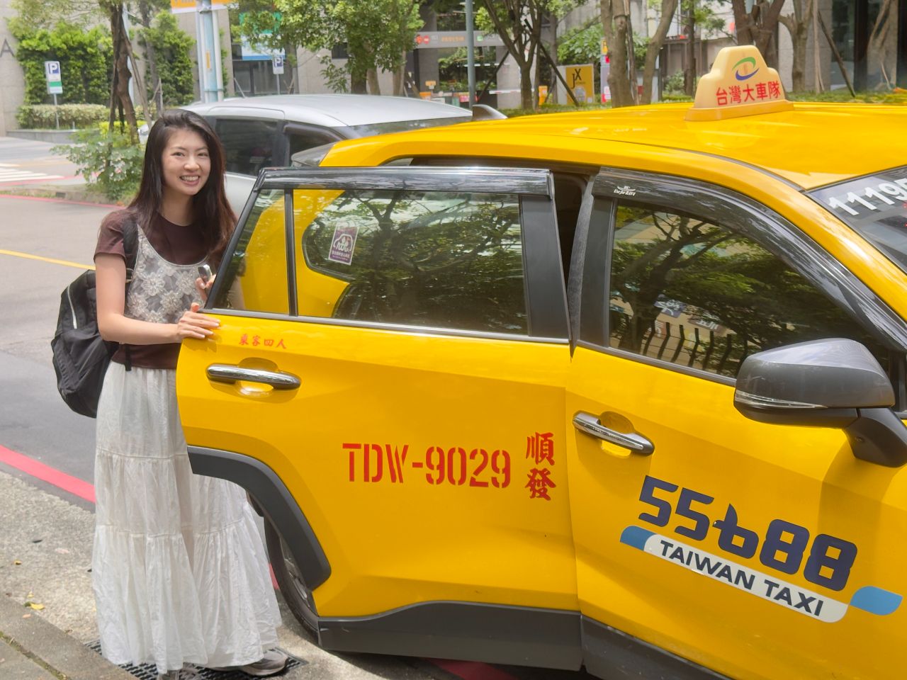 55688 優惠碼【TW933】新用戶送 300 元搭車金!實測下載、兌換、折抵全紀錄 - 第2張圖 55688 台灣大車隊 APP 叫車